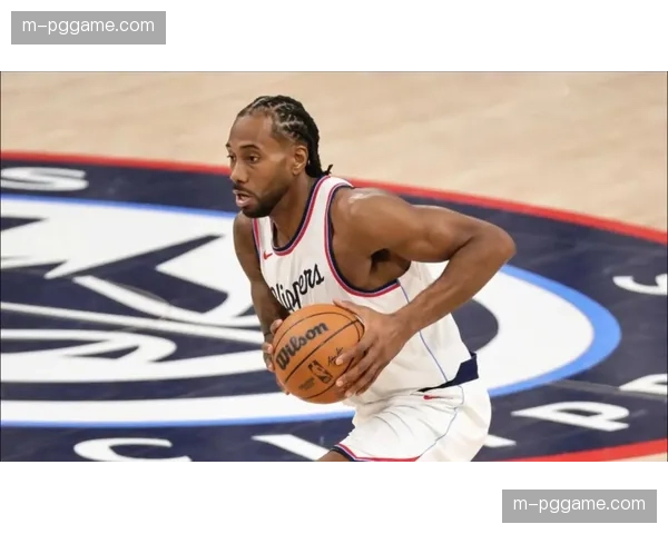 快船伦纳德23分8篮板表现 面对开拓者锋线群防守效率